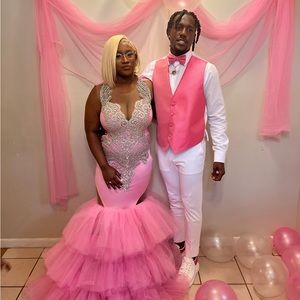 Prom Dress for sell only wore for a few hours